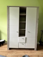 Kinderkleiderschrank