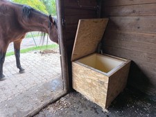 Zeitgesteuerte, automatische Futterbox / Heubox / Heuraufe / Heucobs als Bausatz