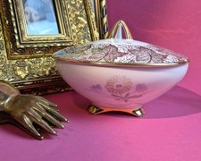 (K1) Midcentury Bonboniere