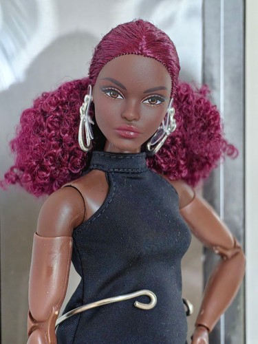 Barbie basics 2025 - model, 3