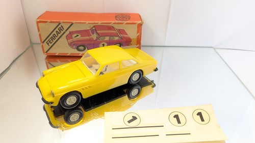 Veb plasticart ferrari - plasticart, 1:30