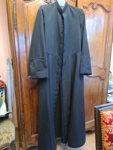 priestersoutane
