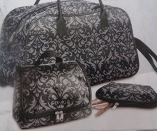 Reisetasche + Kosmetiktasche +