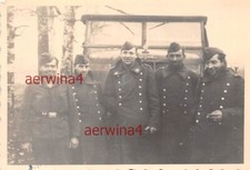 Soldaten vor Hansa Lloyd