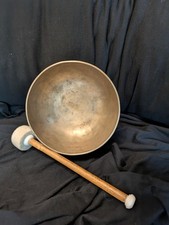 bauchige Klangschale Nepal Ø 17cm, 778g, Filzschlegel, tiefer Ton (ch_9)