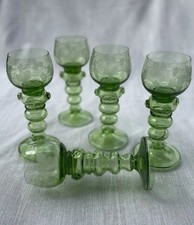 „5 antike grüne Römer