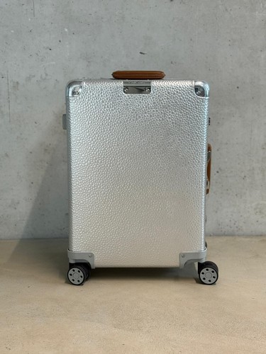 Rimowa hammerschlag cabin - hammerschlag,