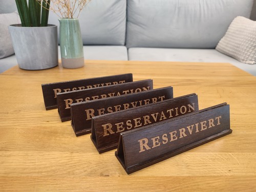 Reserviert zweisprachige - reserviert,