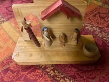 Antike Holz Krippe mit