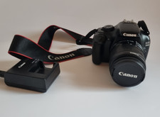 Canon EOS 1100D / EOS Rebel T3 12.2MP Digitalkamera - Schwarz mit EF-S 18-55mm