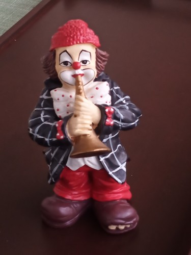 Clown mit tuba - schwarz, rot