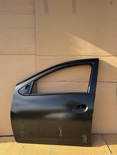 801012479R Tür vorne links