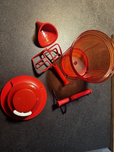 Tupperware speedy girl - tupperware,