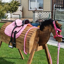 Holzpferd Voltigierpferd