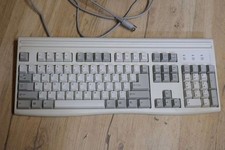 Vintage Mitsumi Tastatur