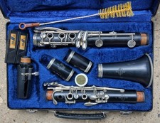Klarinette von Buffet Crampon, Frankreich, mit Koffer und Zuhör. Todesfall.