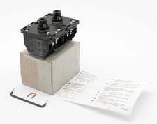 Demag Cranes & Components SED1ZD 87480944 Doppelschaltelement -unused-