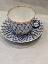 Feine Porzellan Mokkatasse mit