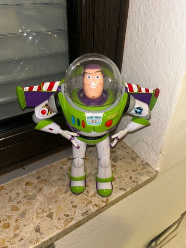 Buzz lightyear actionfigur - lightyear, von