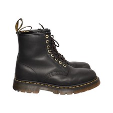 Doc Martens, Schnürstiefel