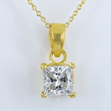 2,50 ct Princess Cut Diamant Anhänger Halskette - Kostenlose Diamant Ohrstecker. Kostenlose Tarife.