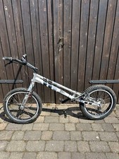 Trialbike 1010mm 20'' der Marke Jitsie 