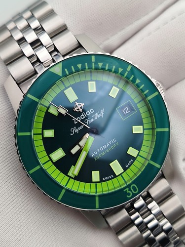 Zodiac super sea - sea, wolf