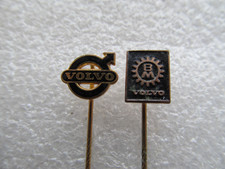 2 x alte Anstecknadel - VOLVO