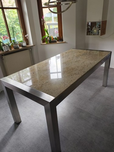 Stabiler edelstahltisch - stabiler,