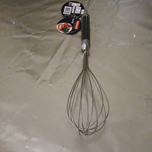 Schneebesen silber mit grauen