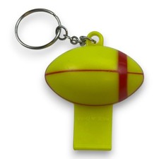 Pfeife Schlüsselanhänger Gelb Rot Fußball Rugby Ball Vintage Spielzeug