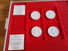 Meissen Original Gedenk Medaillen  4 St. Daimler ,Tennis, Ski und Briefmarken