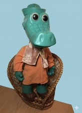 UdSSR Puppe Plastikfigur Krokodil Gena Originalkleidung