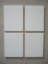 4 Fliesen 15x20 cm weiß-grau marmoriert matt NEU 80er- 90er-Jahre