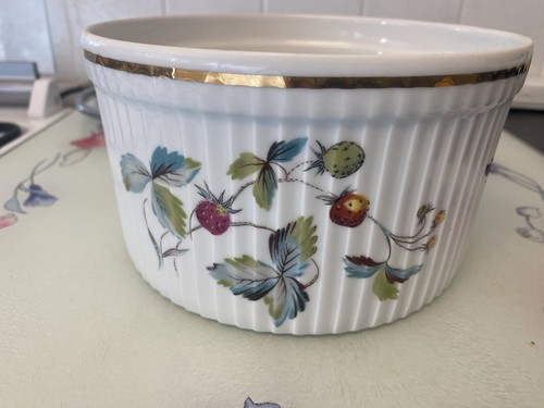 Royal worcester strawberry - royal,