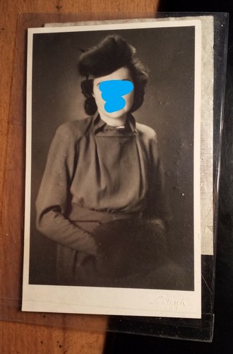 Frau mit muff - muff, mütze