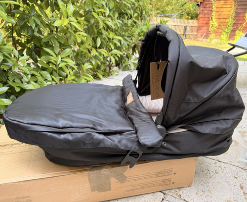 Mountain buggy carrycot plus - buggy,