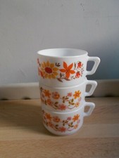 3 Tassen Arcopal Vintage