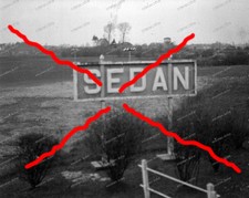 Negativ-Sedan-Bahnhof-Orts-Schild-Bahnhofsschild-Frankreich-1940-2.WK-