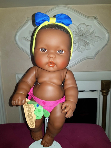 Dunkles baby mädchen - baby-mädchen, im