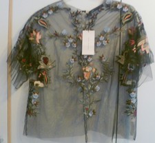 ZARA Zarte dekorative Bluse