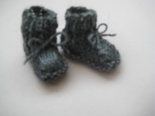 Mini Puppenschuhe, Puppensocken, grau, gestrickt, Fuß 4,5cm süß