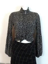 🌼 Schwarzes Hemd mit