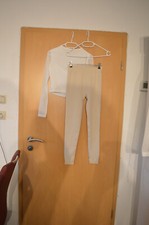 Süße High Waist Leggin in helles beige Gr. 36 von H&M Sport