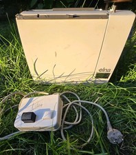 ELNA LOTUS SP Nähmaschine mit Original Fußschalter und Zubehör 