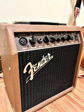 Fender Acoustasonic 15