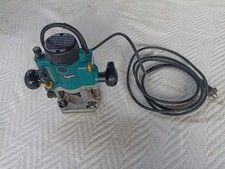 Makita Oberfräse RP1110C Fräse Holzfräse