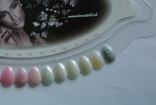 Hollywood nails titan - 3x,