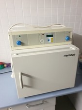 Brutschrank (Wärmeschrank- Inkubator)-Heraeus B6030 bis 70 C, im guten Zustand