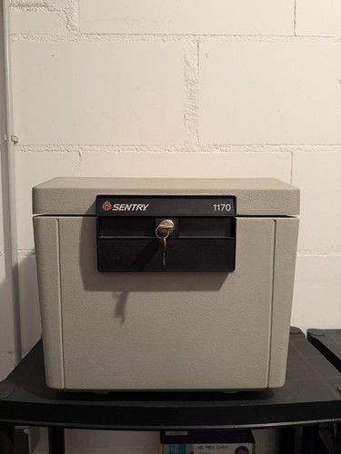 Sentry 1170 tresor safe - sentry, /